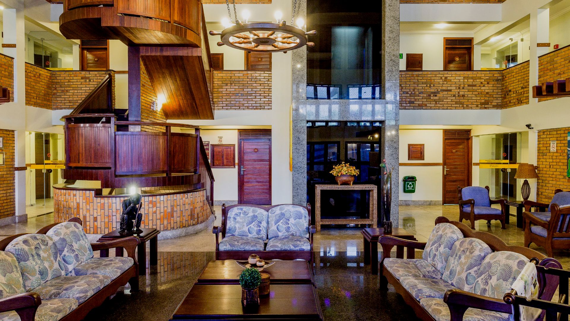 Pizzato Praia Hotel